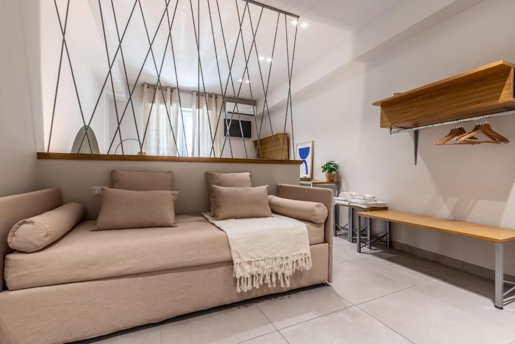 Dafne Speciale, Elegante Con Balcone Apartment *