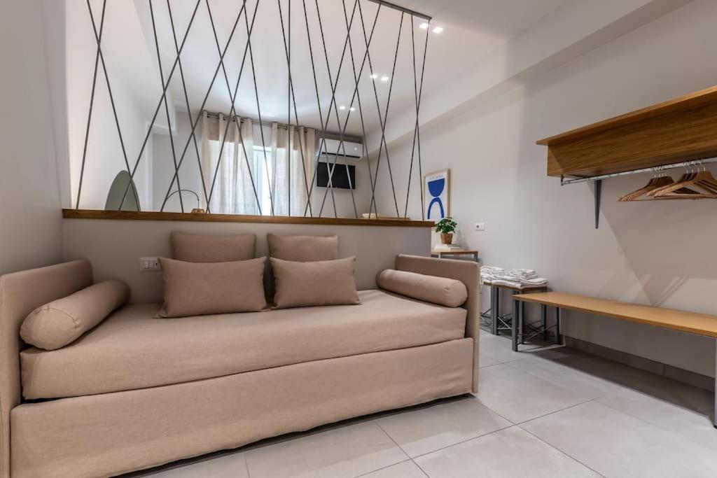 Appartamento Dafne Speciale, Elegante Con Balcone Roma